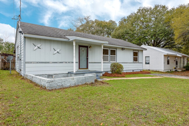 Photo - 223 Fair Ave