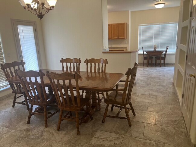 Photo - 2902 Quasar Dr