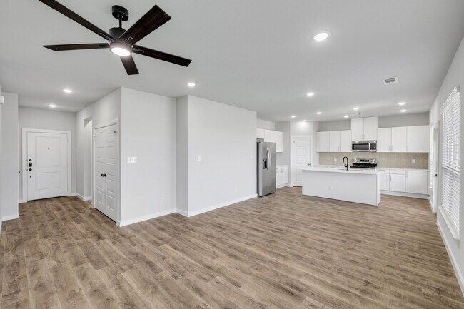 Photo - EDGEWOOD ESTATES NOW PRE-LEASING! LUXURIOU...