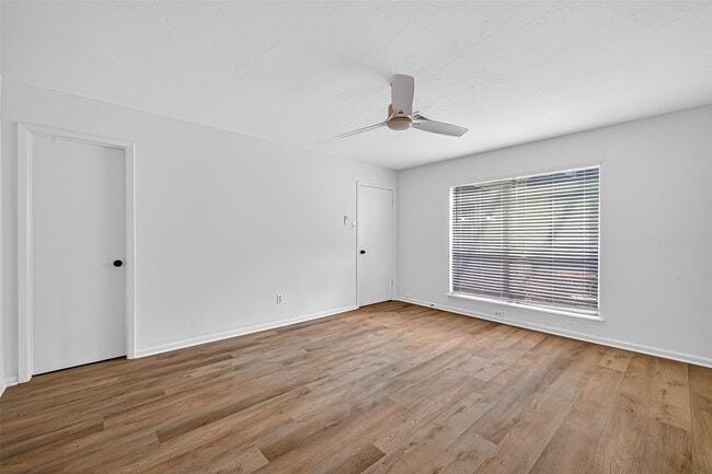 Building Photo - 1917 Trixie Ln