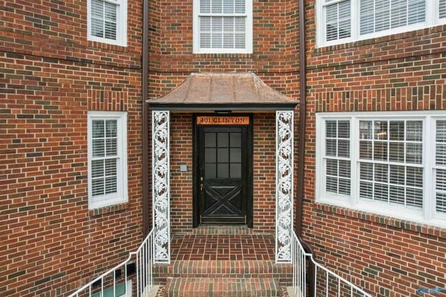 Photo - 401 Clinton Ave E Unit 1