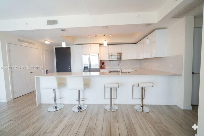 Photo - 999 SW 1st Ave Unidad 2112