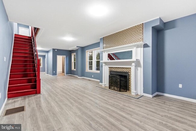 Photo - 111 Hanover Dr