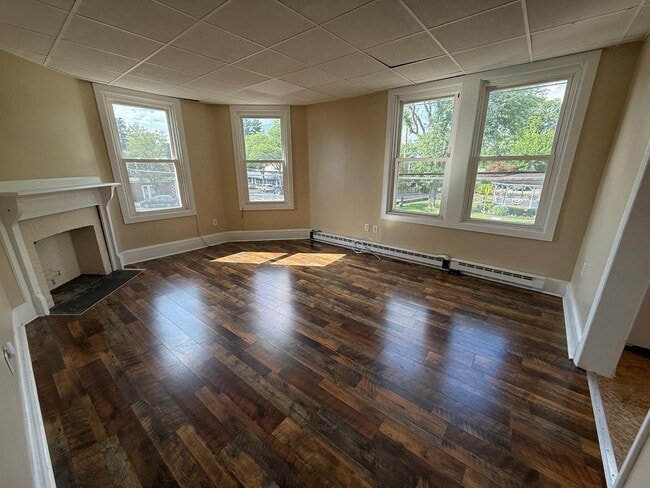 Building Photo - 247 Hudson St Unit 6 Rental