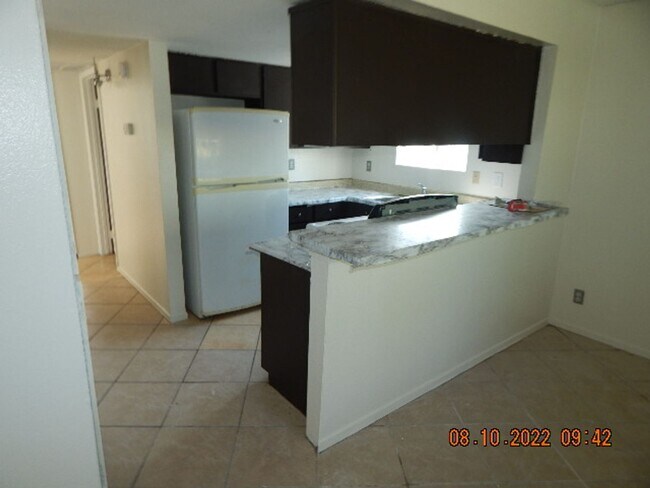 Photo - 2185 Exeter Dr Unit 1