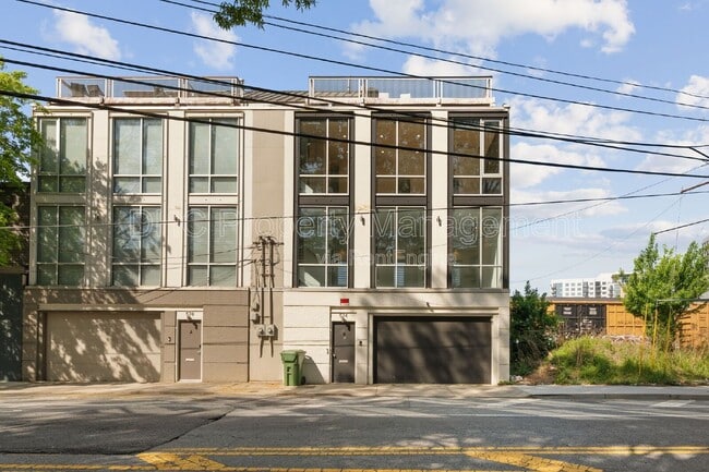 Building Photo - 574 Marietta St NW Unit B