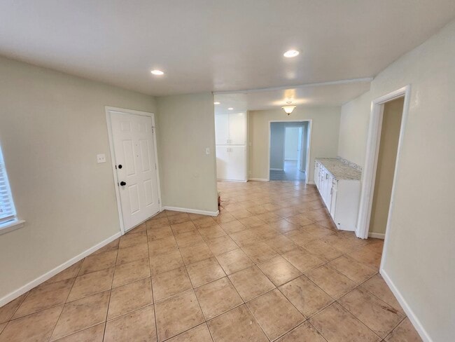 Photo - 120 Glenhaven Dr