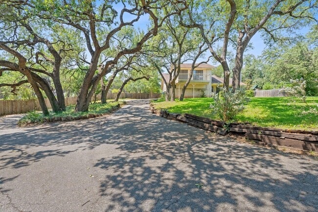 Photo - 709 Show Low Ct