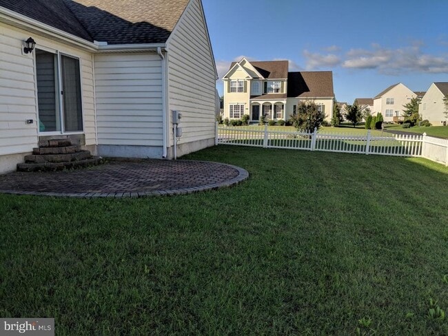 Photo - 196 Kings Mill Dr