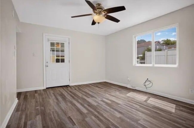 Photo - 6 Hemlock St