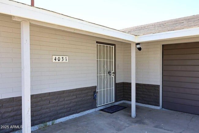 Photo - 4031 N 81st Ave