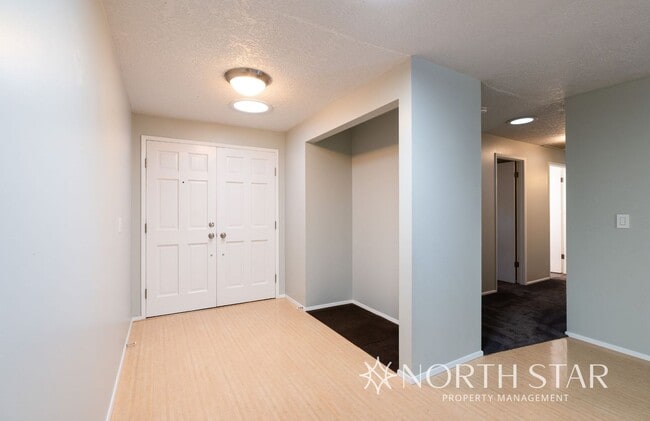 Photo - Charming One Level Home In The Four Seasons Neighborhood