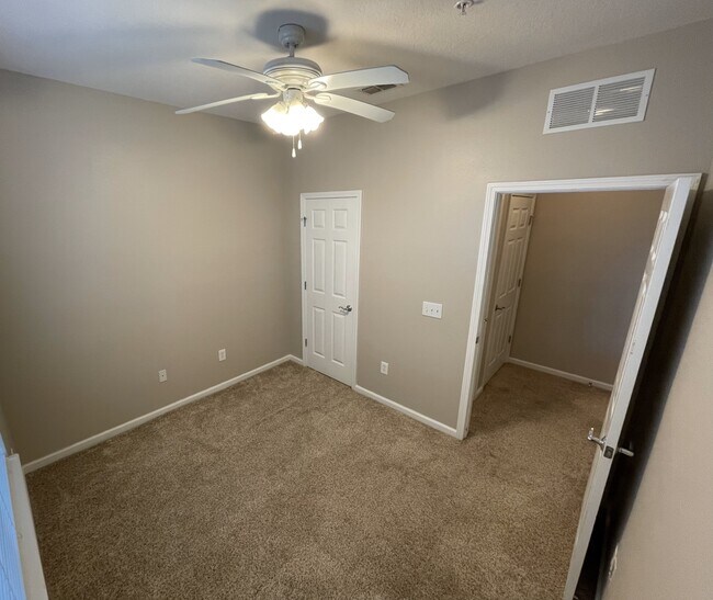 Photo - 11251 Campfield Dr Unidad 2302