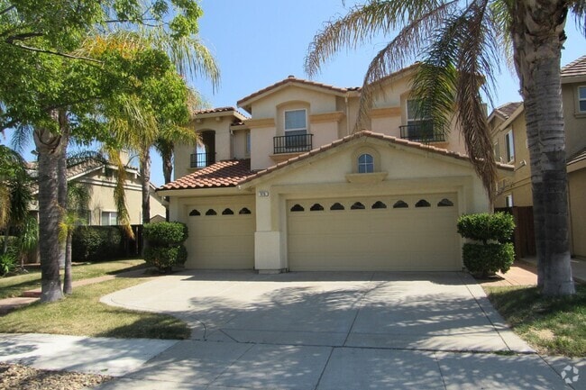 Building Photo - Beautiful Deer Ridge 4 Bed, 3 Bath Brentwo... Rental