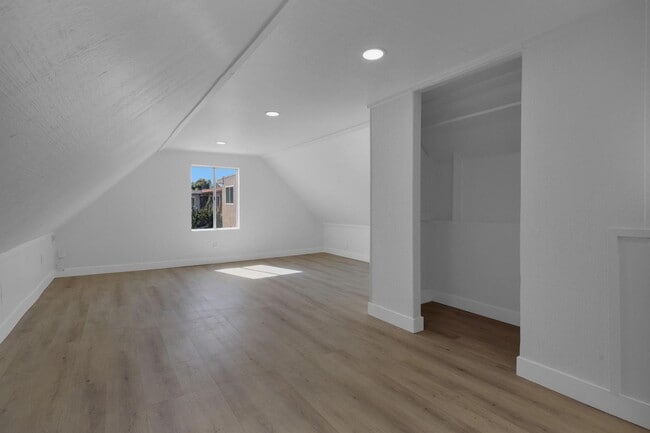 Photo - 4554 North Ave Unit 4552 #7