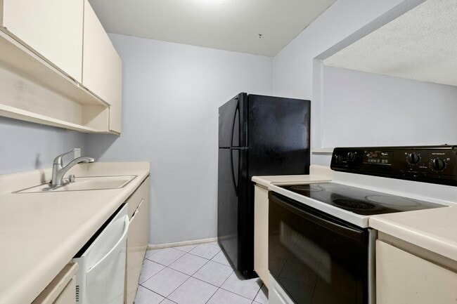 Photo - 300 N Civic Dr