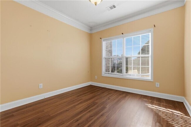 Photo - 820 Kaitlyn Dr