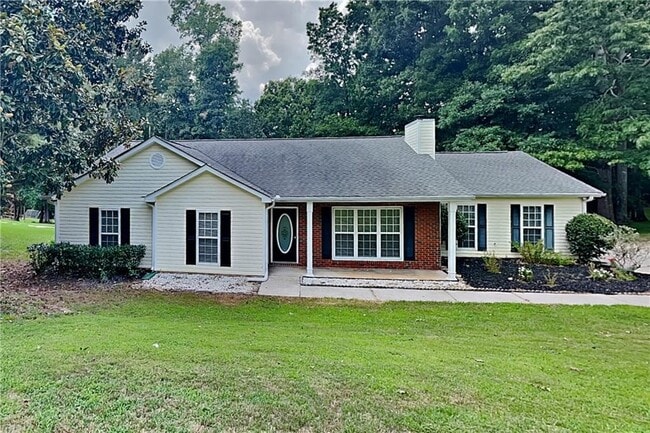 Building Photo - 399 Charesa Ln