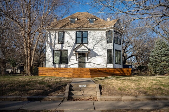 Building Photo - 169 S Belmont St