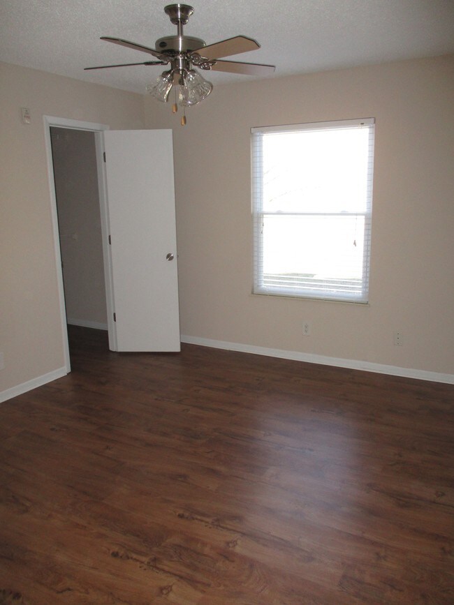 Hampton Guest Bedroom