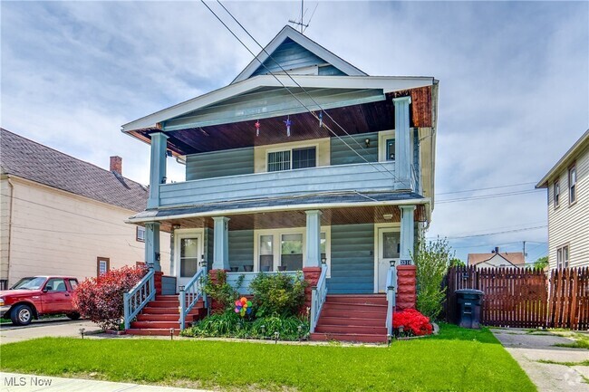 Building Photo - 3316 W 97th St Rental