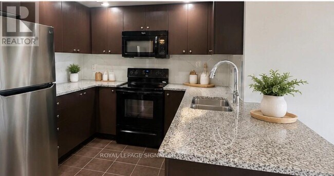 Photo - 60 Baycliffe Cres Unit 305