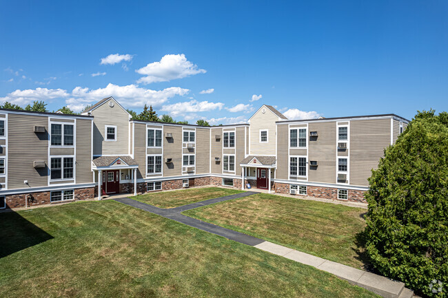 The Boulders Apartments For Rent in Amherst, MA | ForRent.com