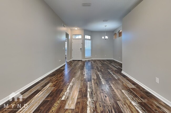 3603 Live Oak Hollow Dr