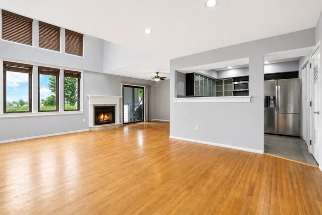 Photo - 804 Spinnaker Ct