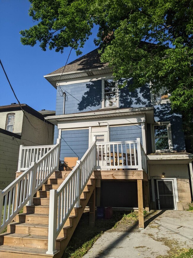 Photo - 520 N 7th St Unit 1