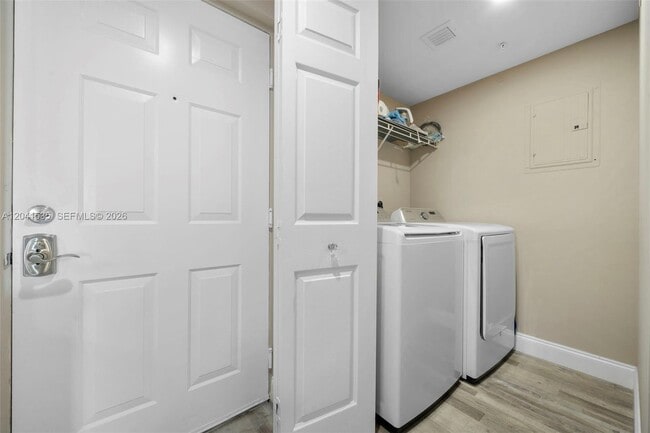 Photo - 17150 N Bay Rd Unit 2913