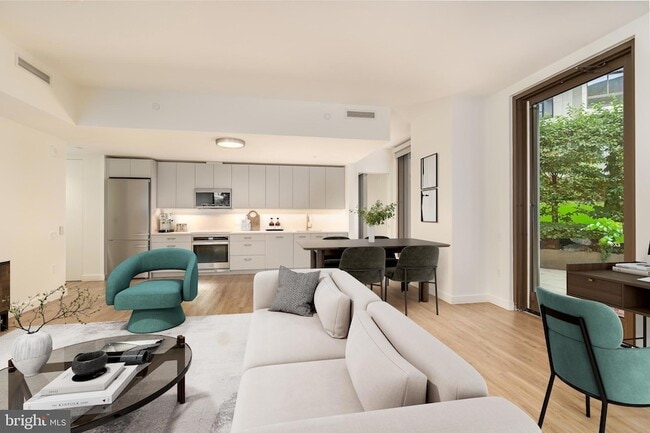 Photo - 1630 Columbia Rd NW Unit 104