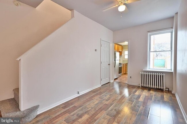 Photo - 3015 Salmon St