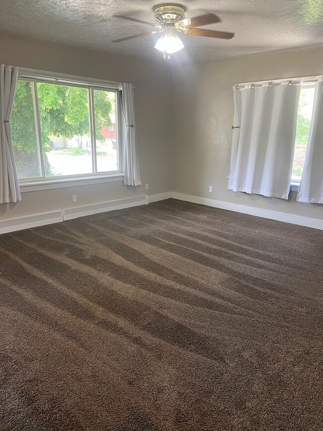 Photo - 711 E 200 N Unidad Apt A