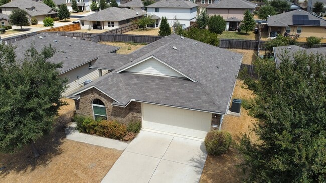 Photo - 1208 Hawkeye Point Rd