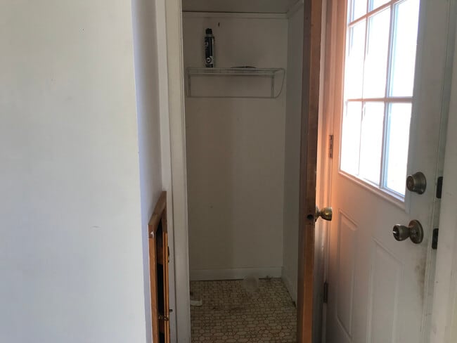 Photo - 3110 N Triphammer Rd Unidad 2