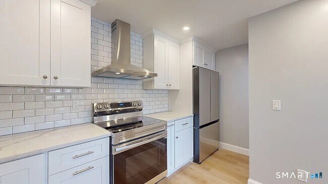 Photo - 793 State St