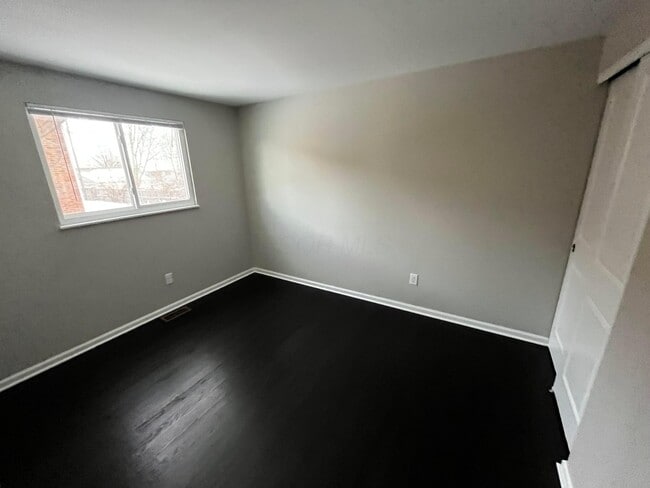 Photo - 4669 Hilton Ave Unit B
