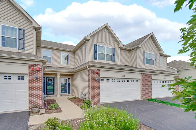 Photo - 1115 Goldfinch Ave