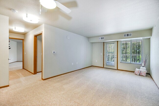 Photo - 3215 W Mt Hope Ave Unidad #3215