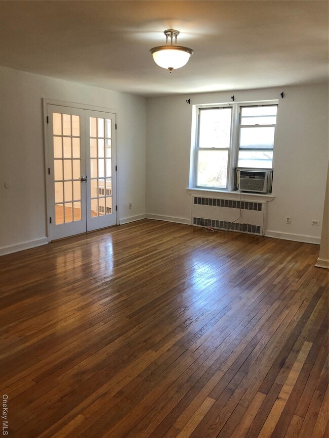 Photo - 66-33 Yellowstone Blvd Unidad 2B