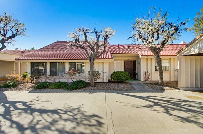 Building Photo - 17440 Plaza Cerado Unit 71