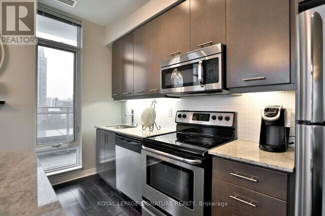 Photo - 365 Prince of Wales Dr Unit 602