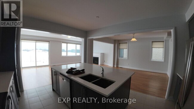 Photo - 913 Knights Ln