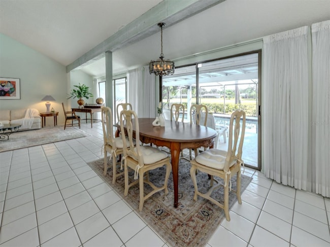 Photo - 4524 Arborfield Rd