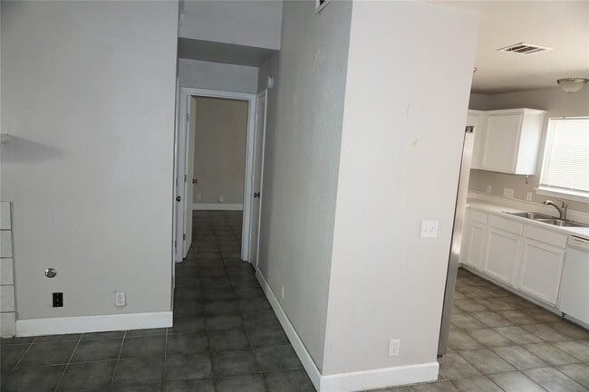 Photo - 21218 Derby Day Ave