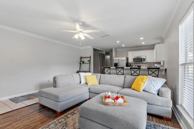 Photo - 1233 N Bronough St Unit 1