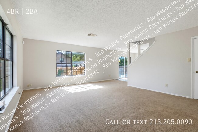 Photo - 13922 Villa Camino