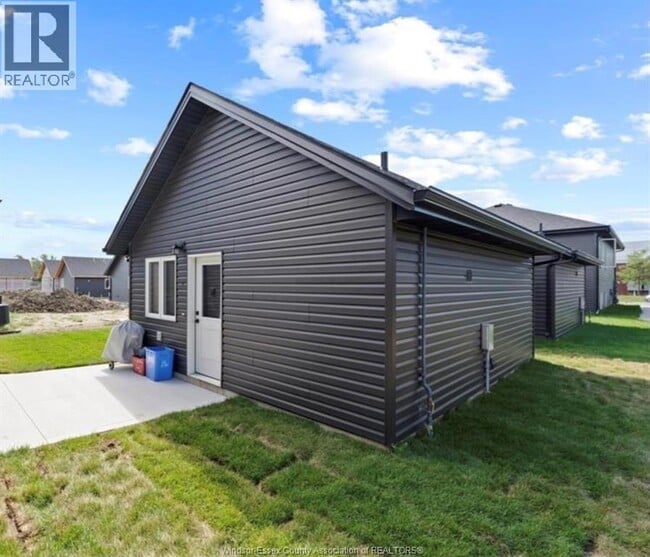 Photo - 1837 Meldrum Rd