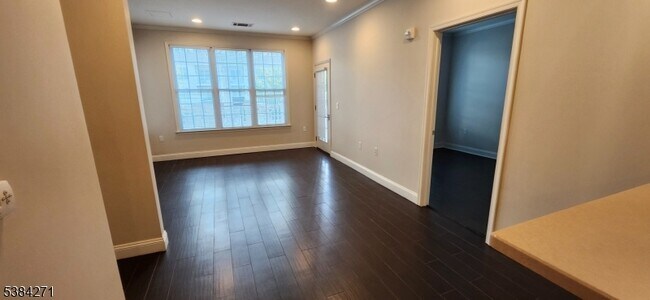 Photo - 2107 Ramapo Ct